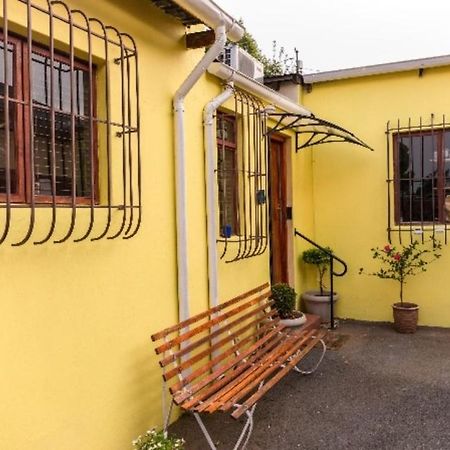 Monica'S Cottage Johannesburg Luaran gambar